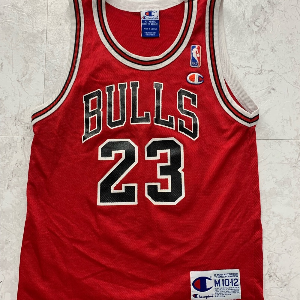 Youth vtg Chicago bulls 90s jordan jersey m
